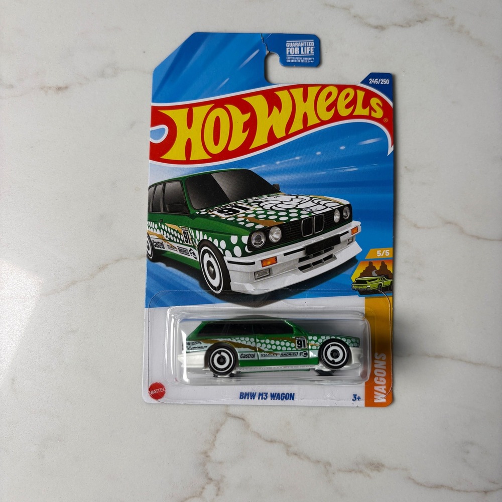 Hot Wheels BMW M3 Wagon Green Castrol Livery 2025 Wagons 5/5 245/250 JBB48 New